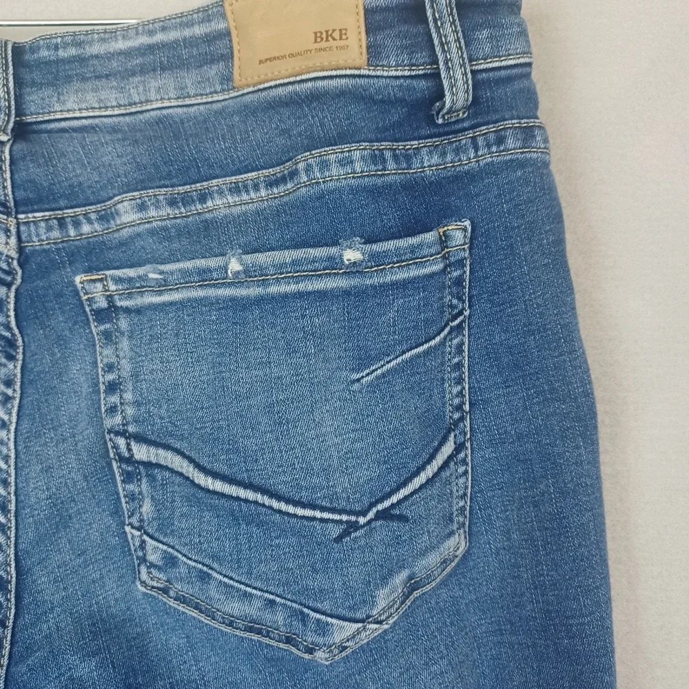 BKE Women's Payton Jeans Size 32 (36x23) Universal Fit Mid Rise Cropped Straight